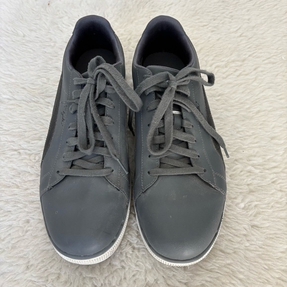 Puma Clyde Men's Gray and Black Sneakers size 11.5 - Picture 3 of 8